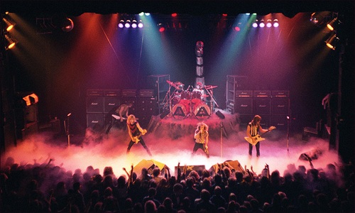 Herman Rarebell avec Scorpions en 1980